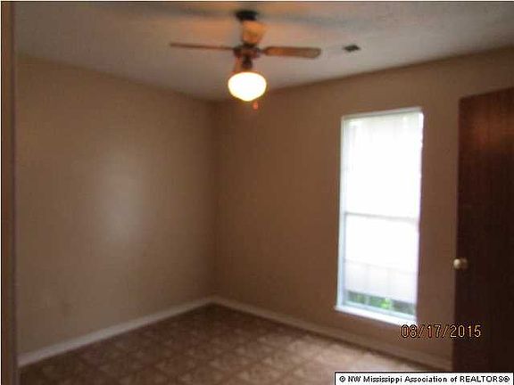 5th image of 3875 Carroll Dr