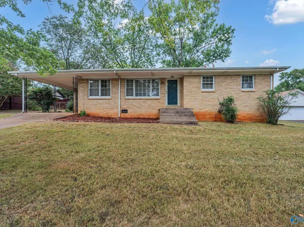 2435 Crestwood Dr SW, Huntsville, AL 35805