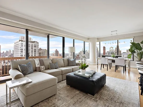 200 E 69th St APT 28B, New York, NY 10021