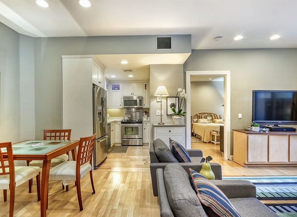 The Farm At Chestnut Hill 99 Florence St Chestnut Hill MA Zillow