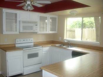 2nd image of 2903 Shady Hills Dr