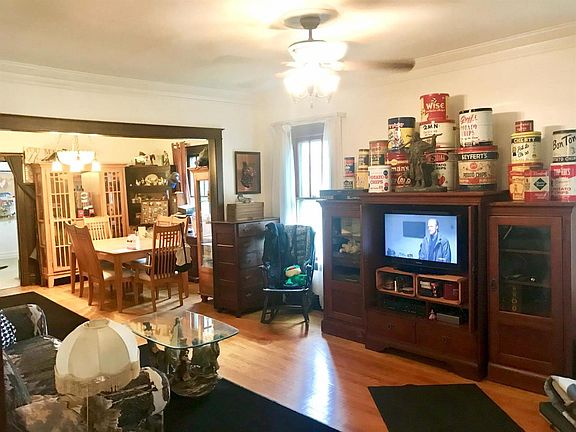 4th image of this home