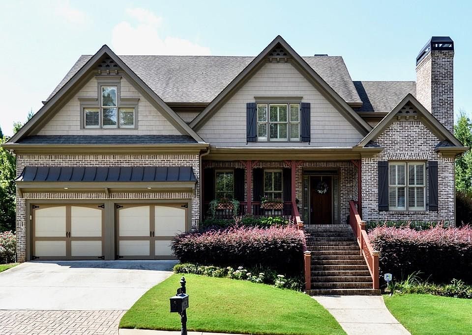 1st image of 160 Concord Close Cir SE