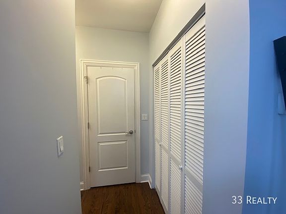 4th image of 15 N Vail Ave APT 306