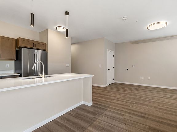 3rd image of 4908 5th St #111