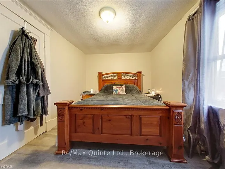 218 Coleman St — Photo 25