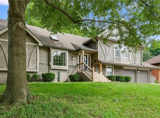 1408 SW 9th St, Lees Summit, MO 64081