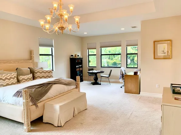 8527 Lewis River Rd, Delray Beach, FL 33446