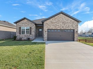 845 Poplar Log Dr, Bowling Green, KY 42101
