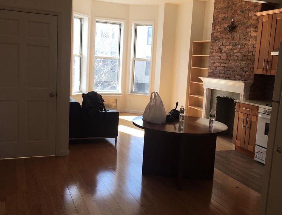 2nd image of 1249 E 72nd St Floor 2