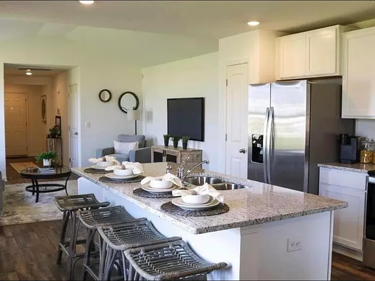 6585 Creek Cir — Photo 6