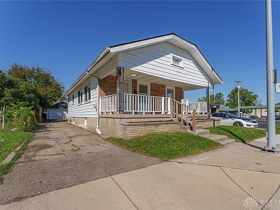 3rd image of 2025 S Smithville Rd