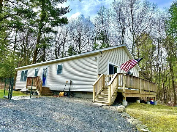210 Fox Rd, Dingmans Ferry, PA 18328