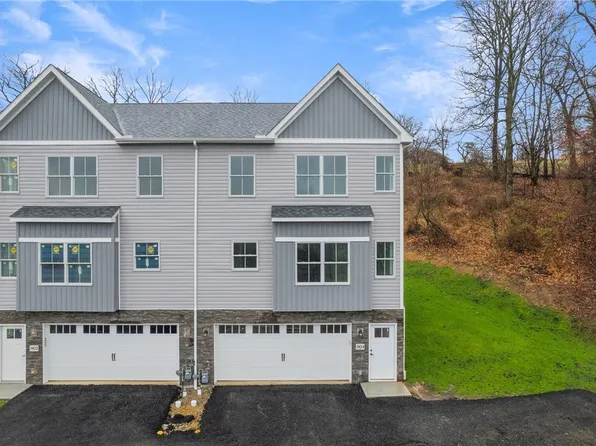 3824 Goldie Ln #A-8, Murrysville, PA 15668