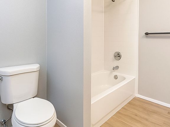 5th image of 2608 W Ocotillo Rd APT A