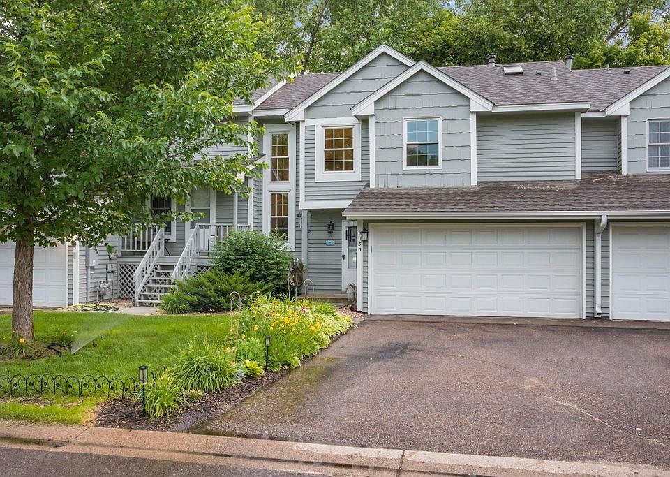 1st image of 8133 Curtis Ln