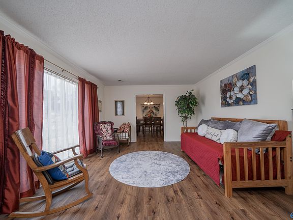 5th image of 9403 Ojay Dr SE