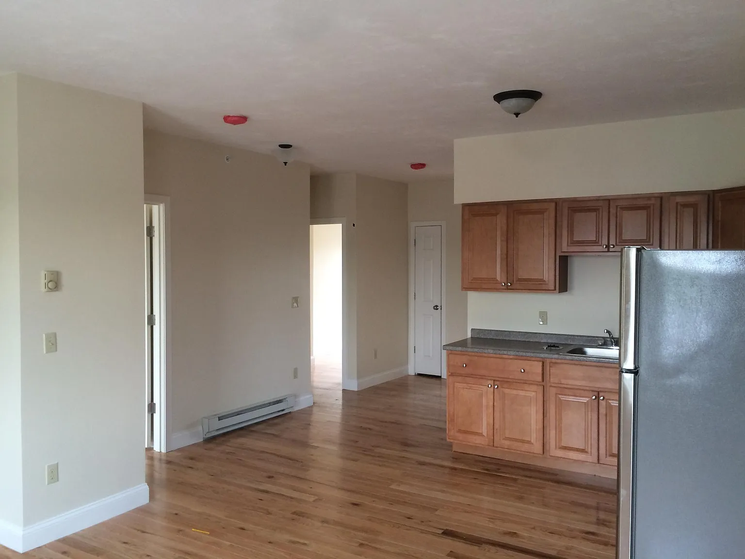 66 W Hollis St — Photo 4