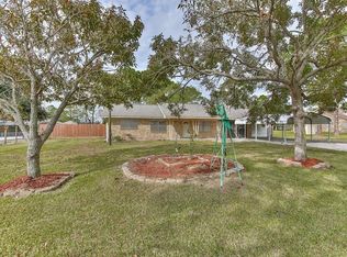 7610 S Fm 646, Santa Fe, TX 77510