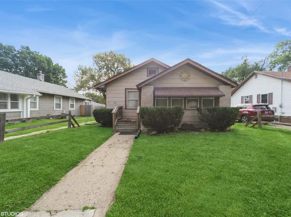 3701 Amherst St, Des Moines, IA 50313