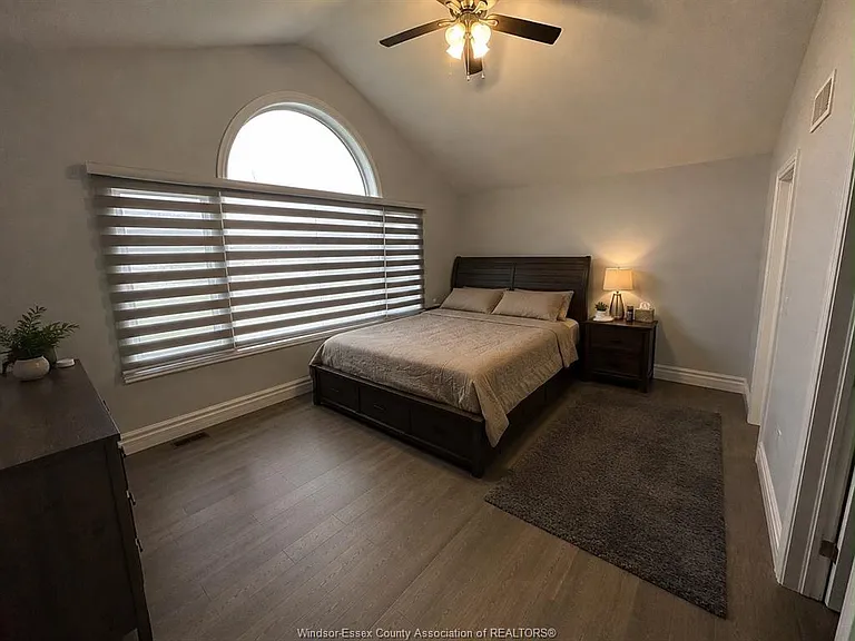 112 Kingsbridge Dr #UPPER — Photo 6