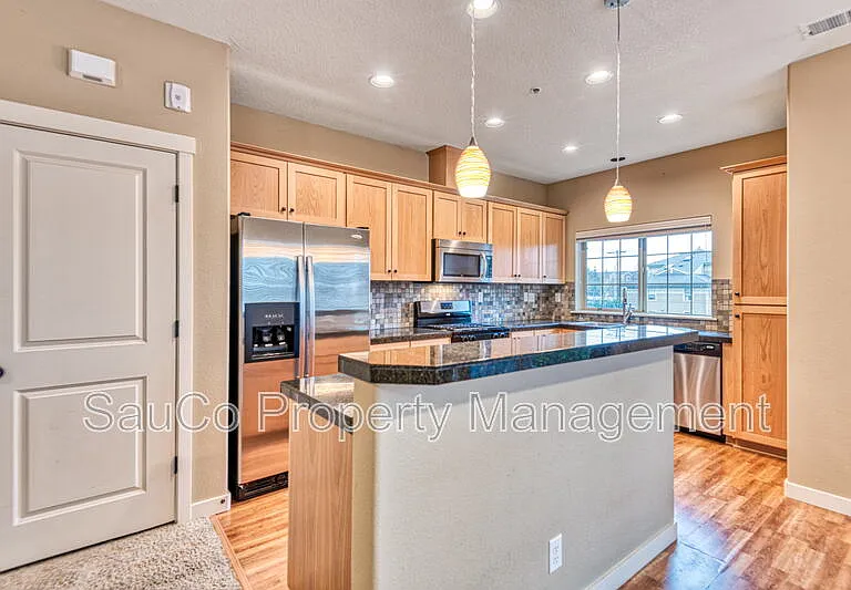 8712 NE Delamere Way — Photo 8