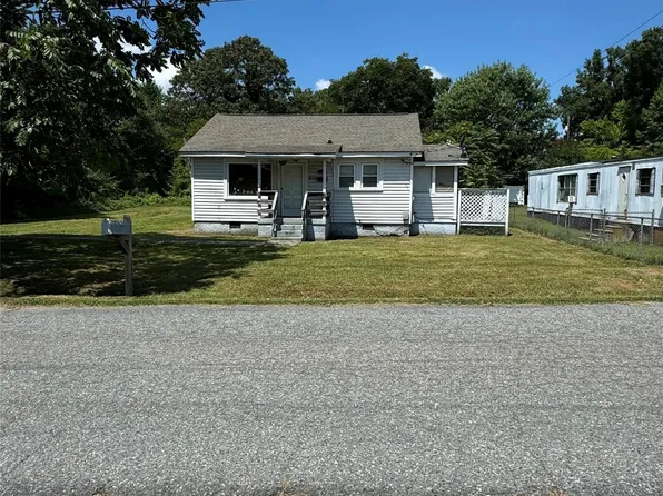 406 Terrace Dr, Kannapolis, NC 28083