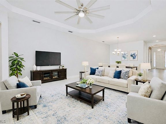 5th image of 19717 Estero Pointe Ln