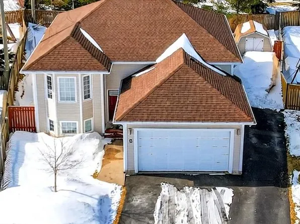3 BAYBERRY Place, St. John`s, NL A1H1B2