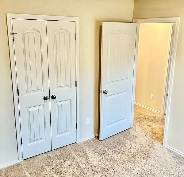 303 Green Valley Dr — Photo 7
