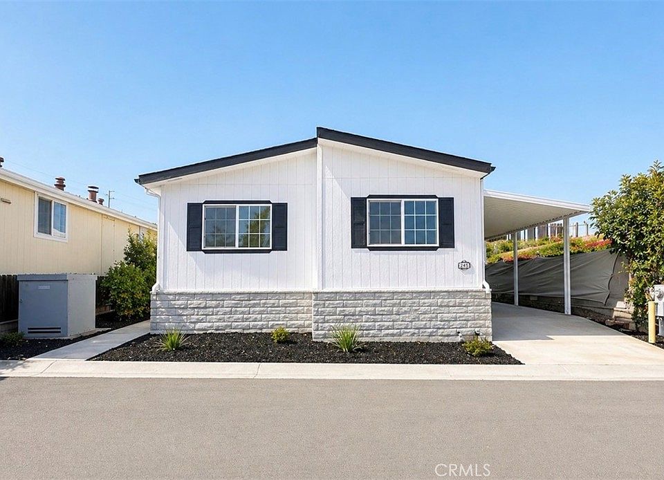 1st image of 1638 Calavo Rd Space 63