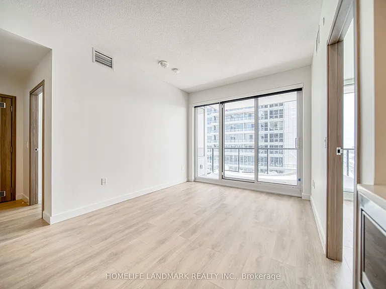 85 McMahon Dr #2809 — Photo 17
