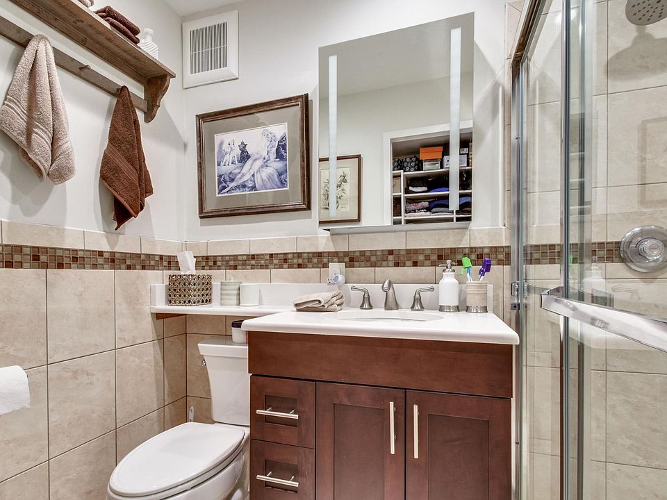 Bathroom - 13