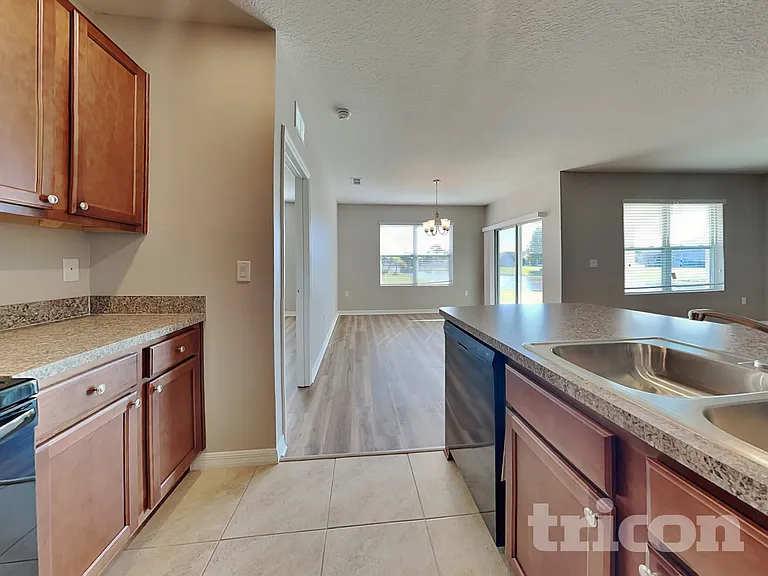 991 Summer Glen Dr — Photo 7