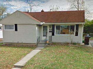910 Adams St, Fairborn, OH 45324