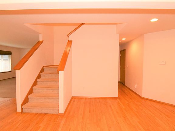 5th image of 3037 Sword Fern Dr NW