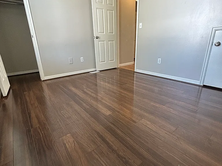 475 N Redwood Rd — Photo 21
