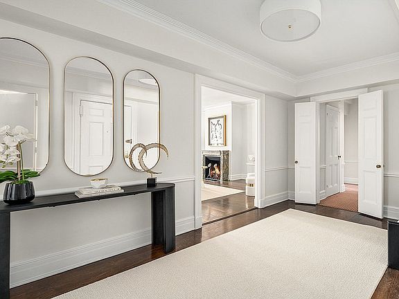 3rd image of 895 Park Ave #15C