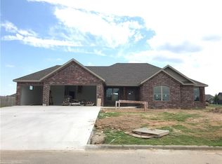 13165 Cunard St, Fayetteville, AR 72704