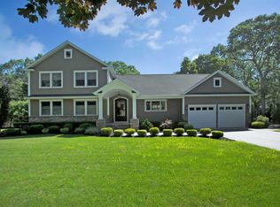 262 Woodhollow Rd, Great River, NY 11739
