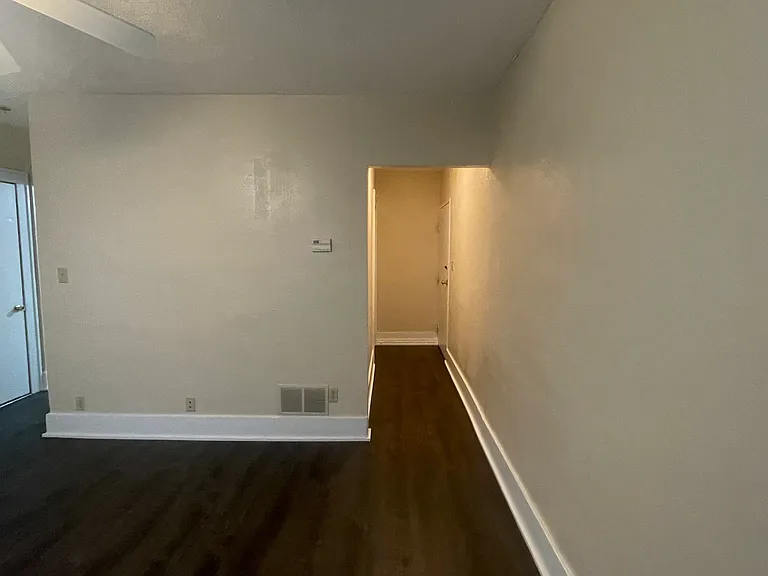 220 E Toronto Ave #3 — Photo 15