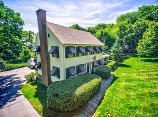 7 Hillside Rd, Cumberland, RI 02864
