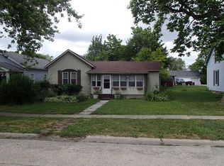 121 E Crawford St, Peotone, IL