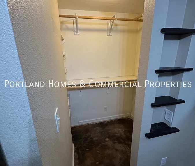 6533 S Virginia Ave #G — Photo 7