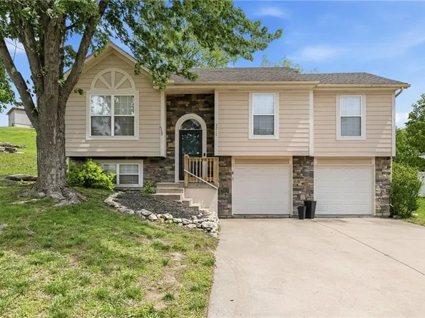 3217 S Elizabeth Ave, Independence, MO 64057
