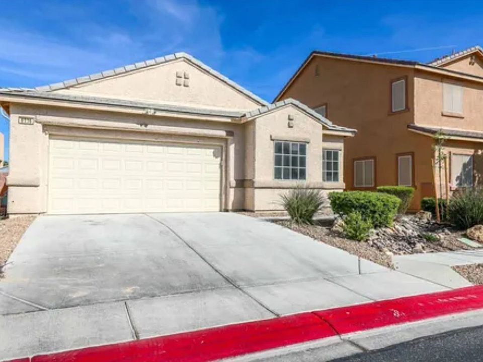 2nd image of 6116 Ozark Hike St