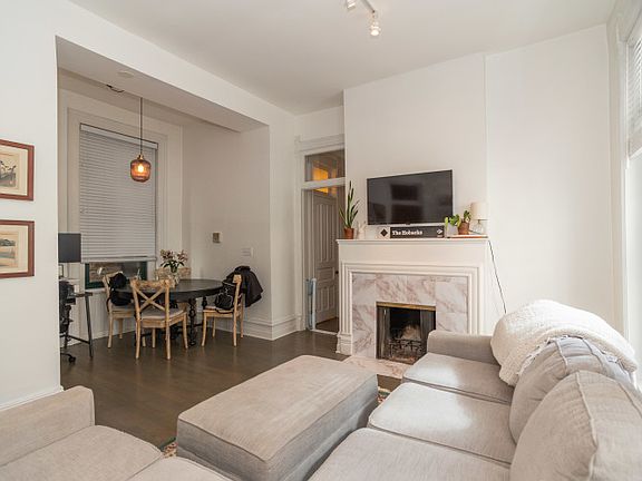 3rd image of 801 N Wabash Ave APT 4N