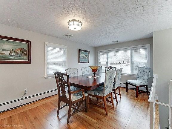 5th image of 7 Wilbur Ave