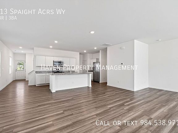 3rd image of 313 Spaight Acres Way