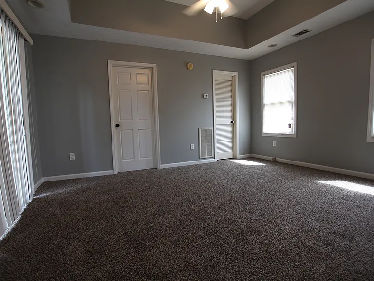 1001 S Dean Rd — Photo 7